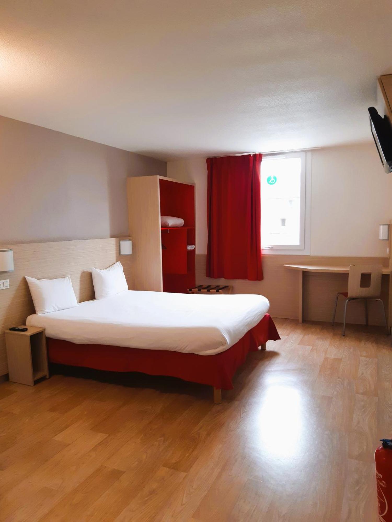 Hotel Première Classe Roissy Survilliers Saint Witz Extérieur photo